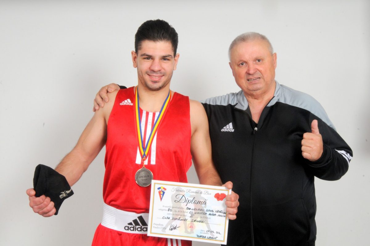 Medalie de argint pentru pugilistul David Bejenaru (CS Unirea Alba Iulia), la Cupa României – Seniori, desfășurată la Piatra Neamț