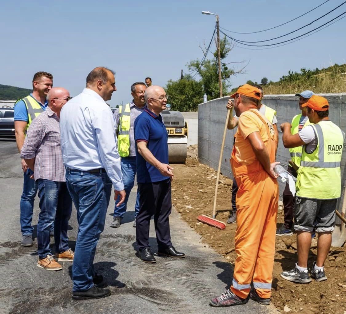 Emil Boc anunță o investiţie de 25 milioane euro în modernizarea infrastructurii de mobilitate din trei cartiere