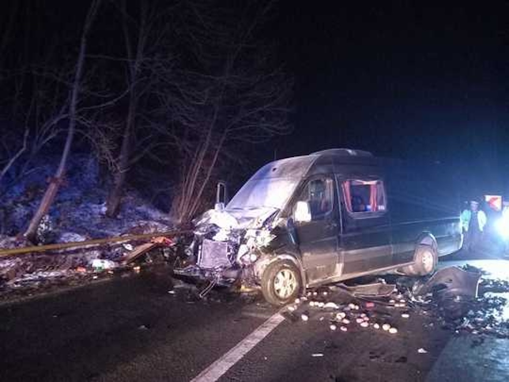 A fost activat Planul Roşu de Intervenţie, după ciocnirea a două microbuze în Sălaj
