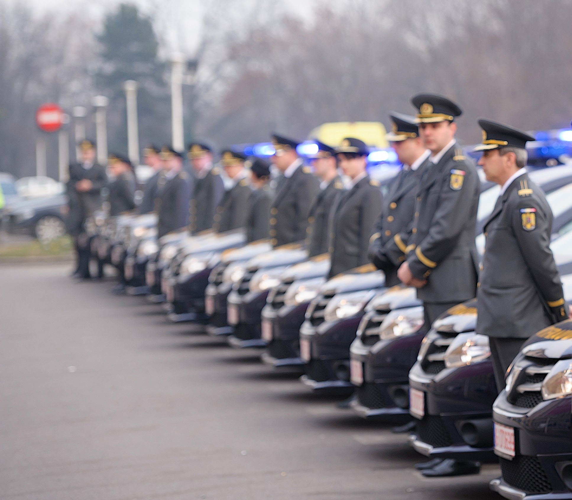 Inspectorii antifraudă vor avea dreptul să poarte arme